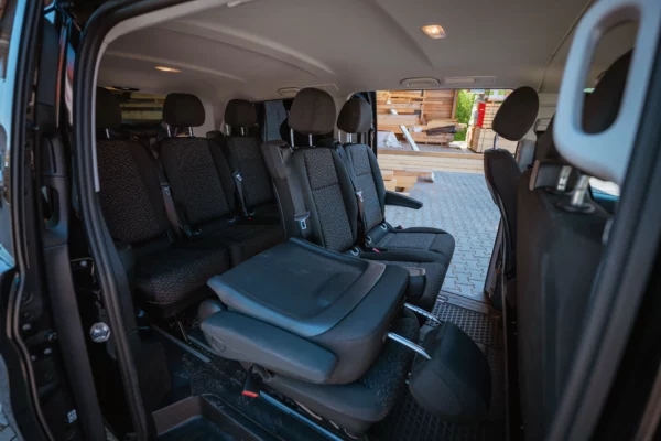 Mercedes Vito (9 Sitzer) – Bild 8