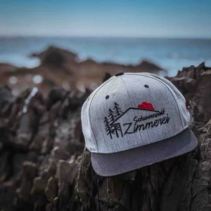Schwarzwald Zimmerei Snapback Cap – Grau & Schwarz
